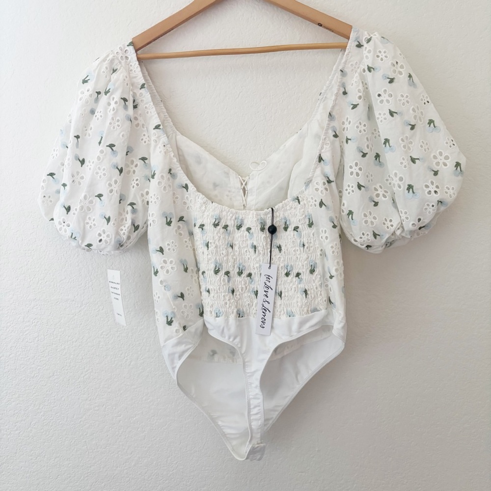 For love and lemons wild cherry bodysuit blue size XL NWT - Picture 8 of 13